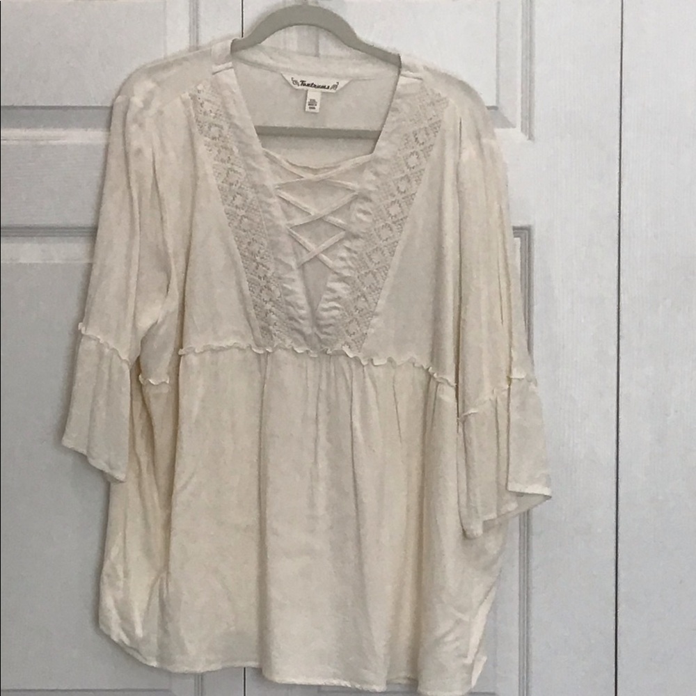 # Cute cream XXL boho blouse